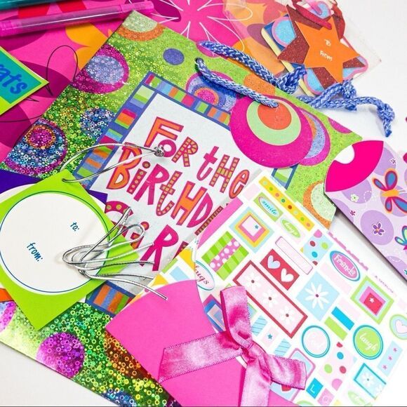 Birthday Girl Gift Bags & Tags - Large Bundle - Picture 2 of 6